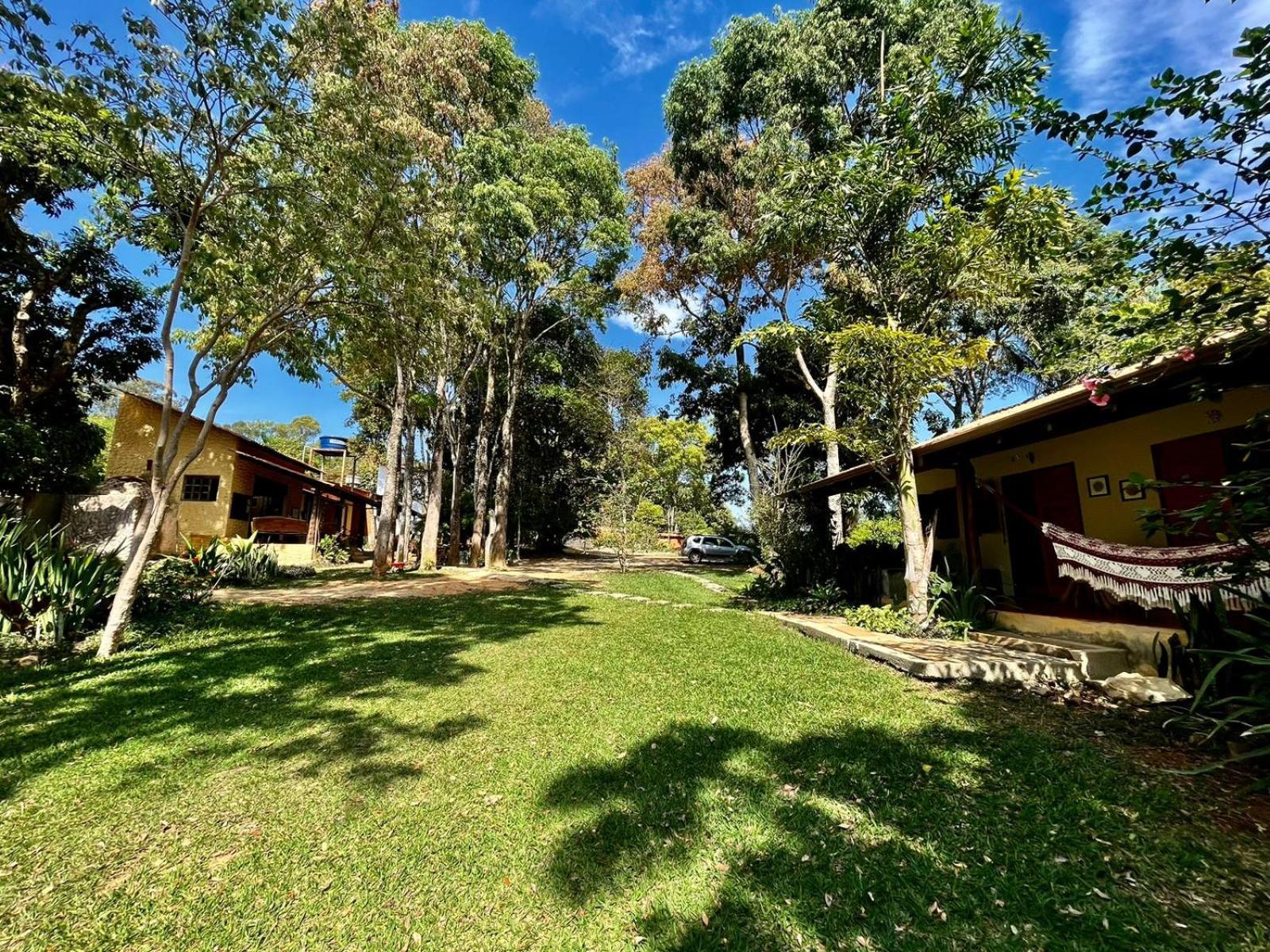 - Charmosa E Alto Paraiso de Goias