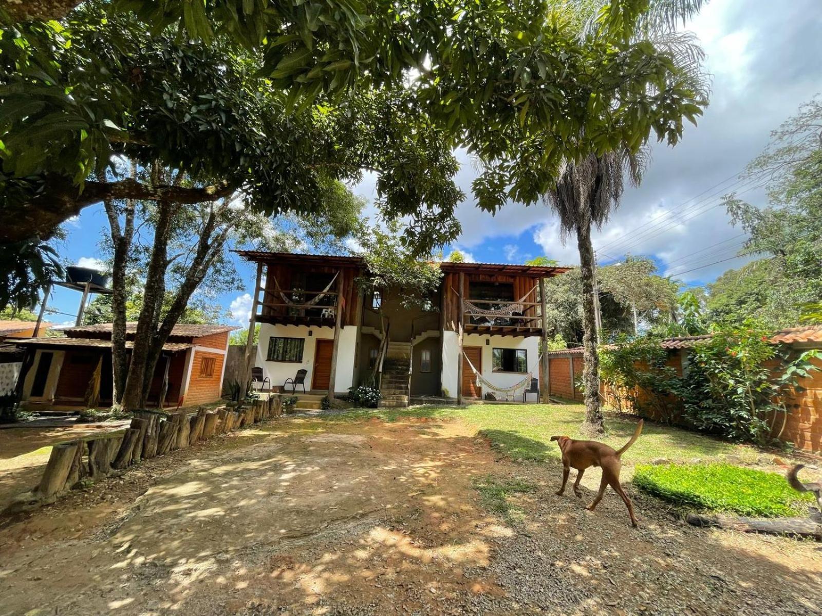 - Charmosa E Lodge Alto Paraiso de Goias