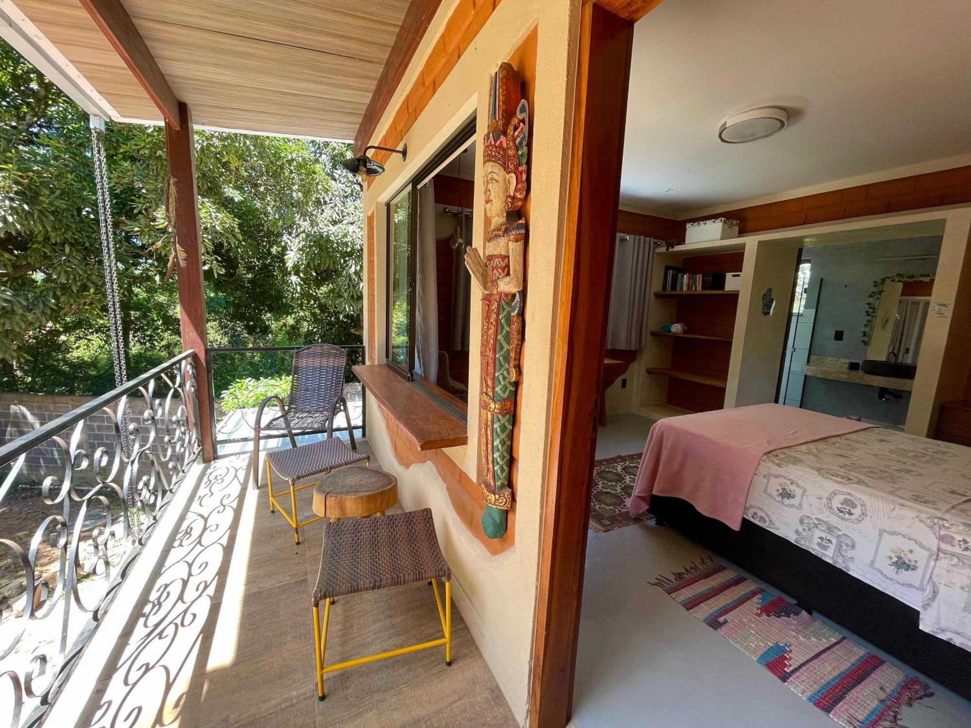 - Charmosa E Lodge Alto Paraiso de Goias